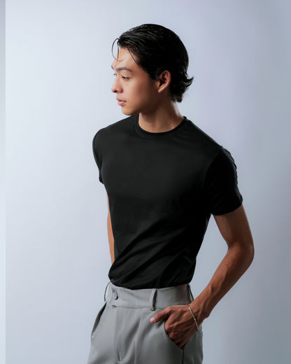 BLACK T-SHIRT