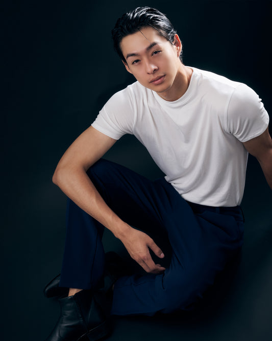 WHITE T-SHIRT